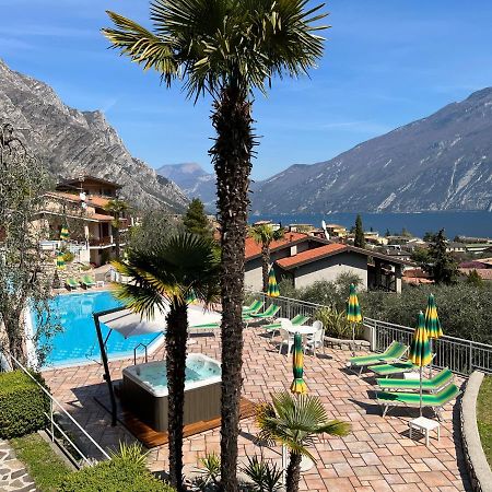 Appartamenti Villa Clivia 리몬네술가르다 외부 사진