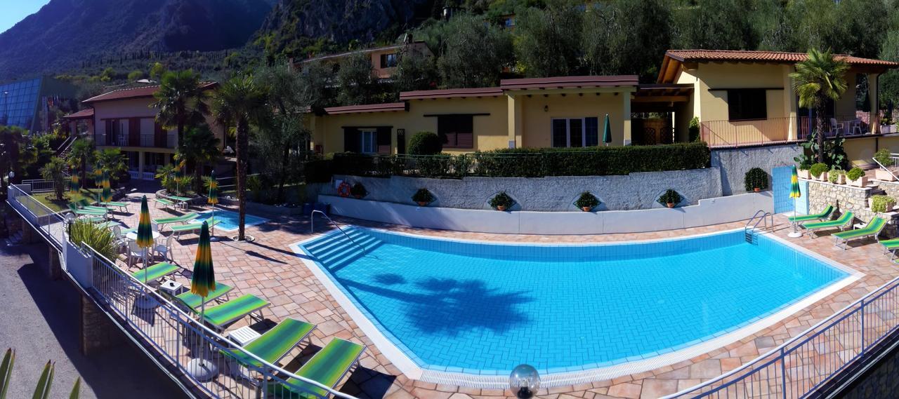 Appartamenti Villa Clivia 리몬네술가르다 외부 사진